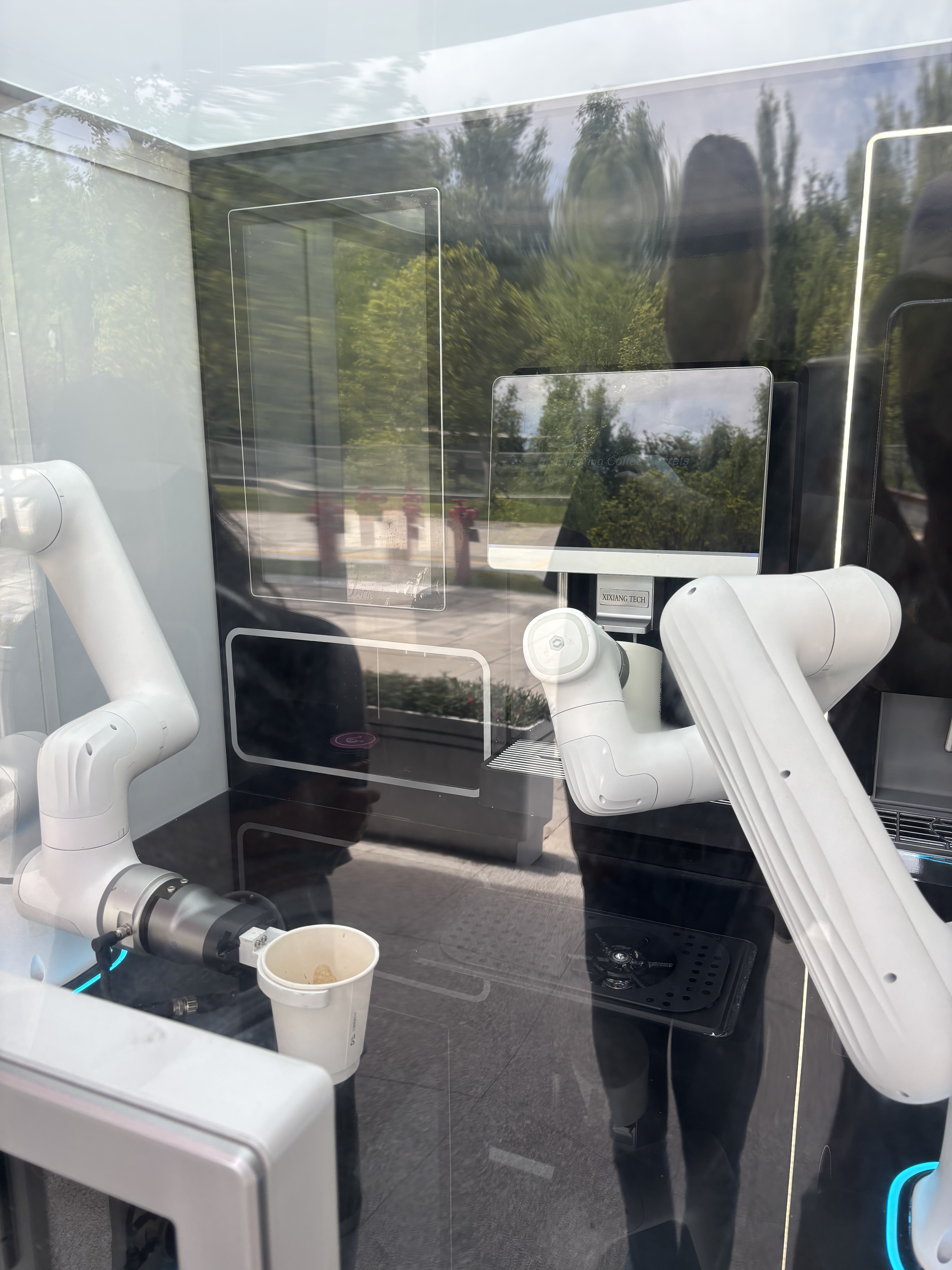 Coffee robot